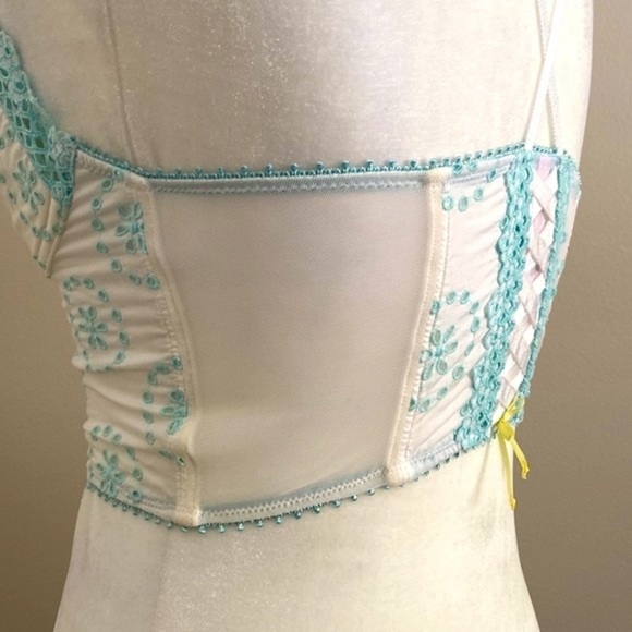 Vintage Y2K Victoria’s Secret Cottagecore bustier top - Picture 5 of 11